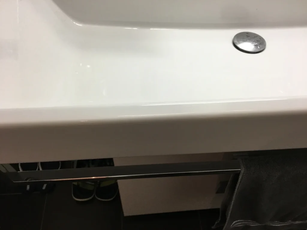 Ergebnis der Lavabo-Kleinreparatur für eine von Wincasa betreute Liegenschaft